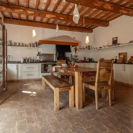 Villa La Quercia And The Tree House By Great *